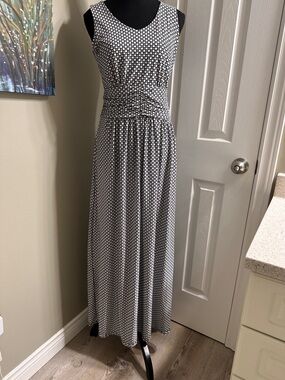 DKR Black White Geometric Maxi Dress Sleeveless Stretch Slip On S/P
